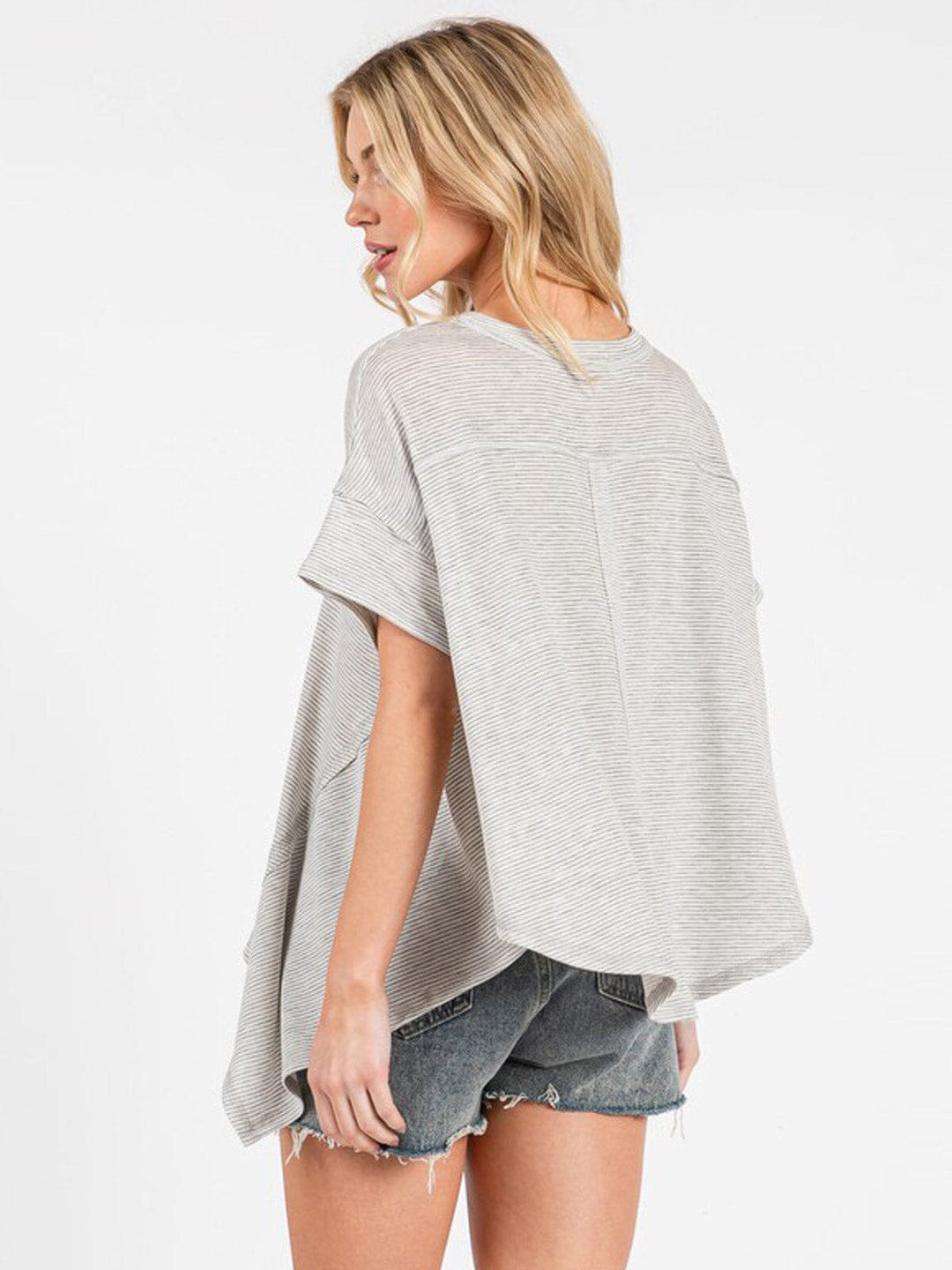 WOMEN'S SHORT SLEEVE HIGH-LOW V-NECK TUNIC OVERSIZED STRIPES TOP