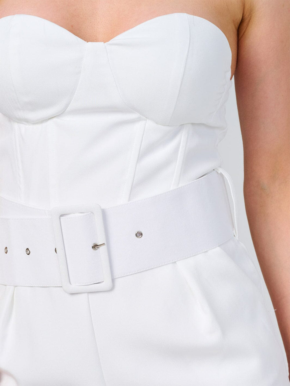 WOMEN'S SLEEVELESS FRONT POCKETS BELTED WIDE LEG JUMPSUIT