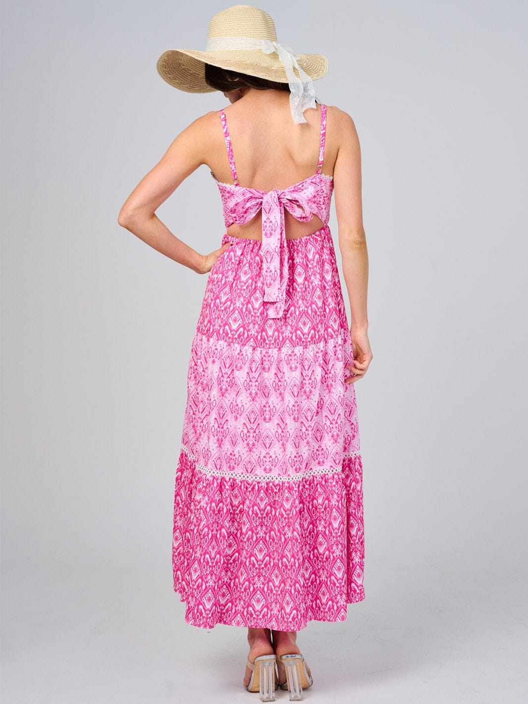 WOMEN'S SLEEVELES SURPLICE OPEN BACK TIERED MULTI PRINT MAXI DRESS
