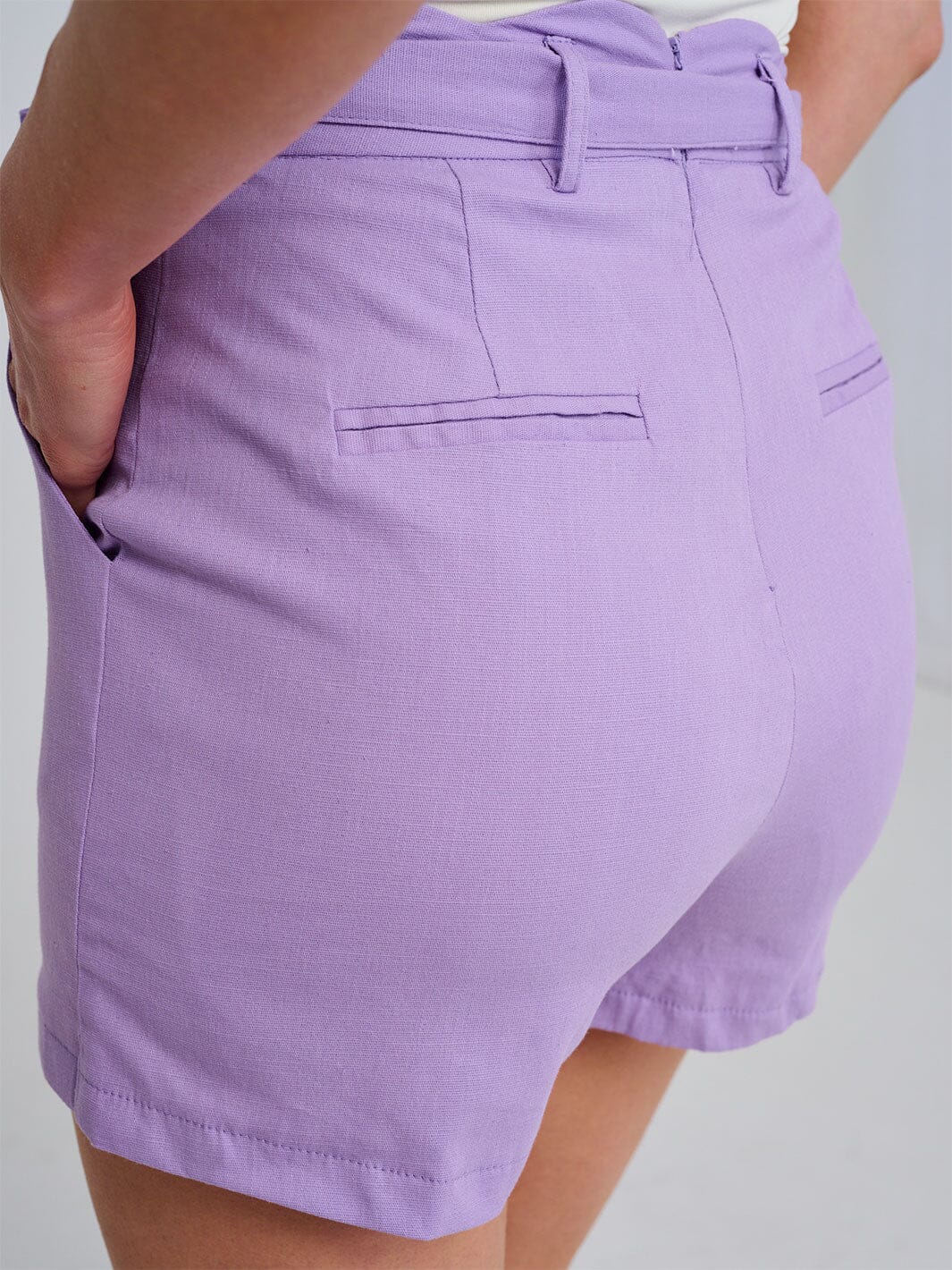 WOMEN'S ZIPPER CLOSURE POCKETS SELF TIE MINI SHORTS