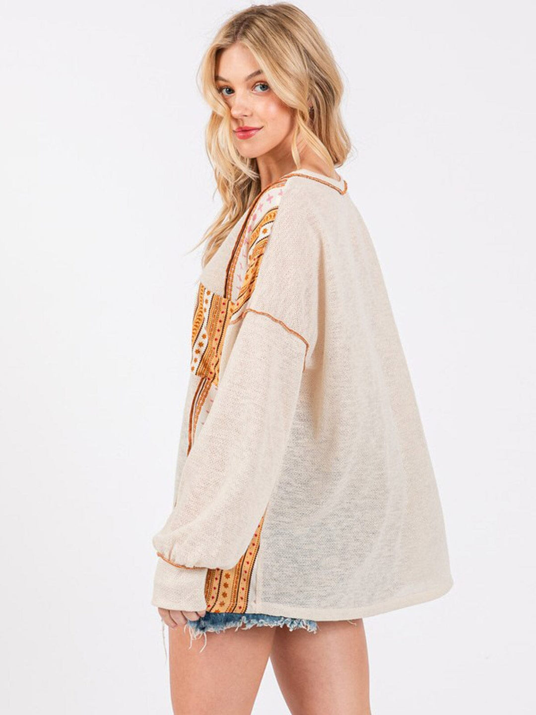 WOMEN'S LONG SLEEVE FRONT POCKET HIGH-LOW MULTI PRINT TOP