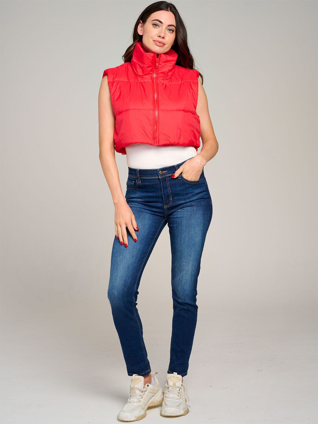 WOMEN'S SLEEVELESS ZIPPER CLOSURE PUFFER VEST