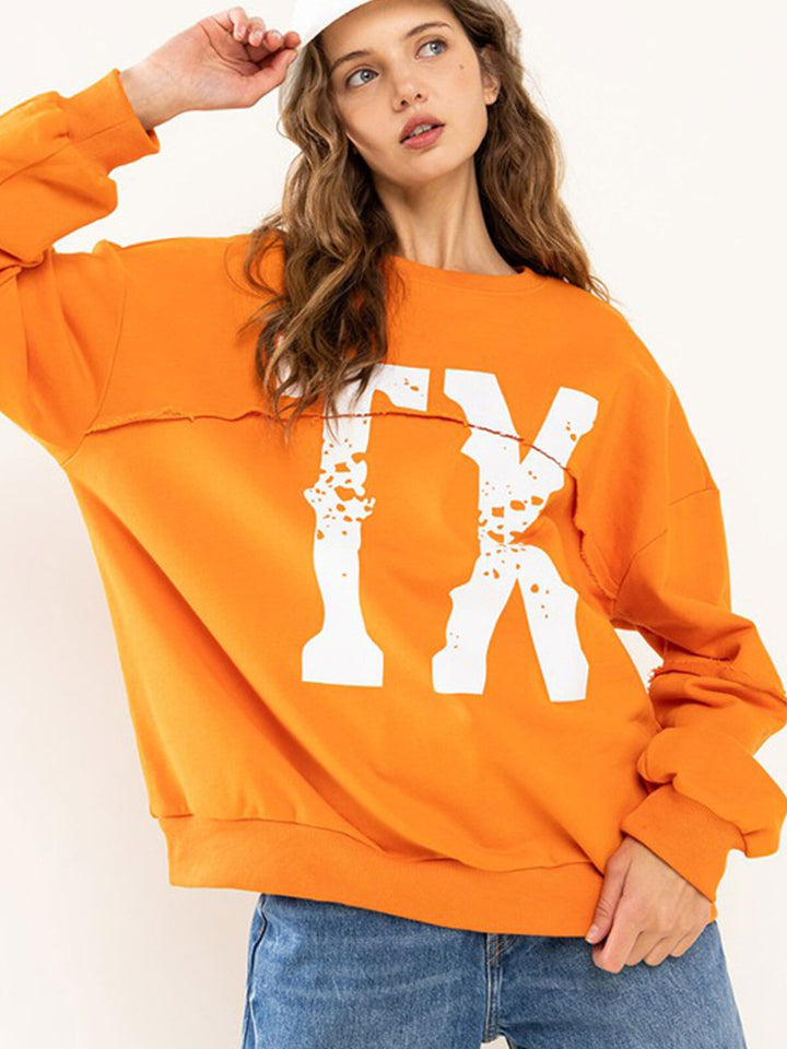 WOMEN'S LONG SLEEVE GRAPHIC PULLOVER SWEATER