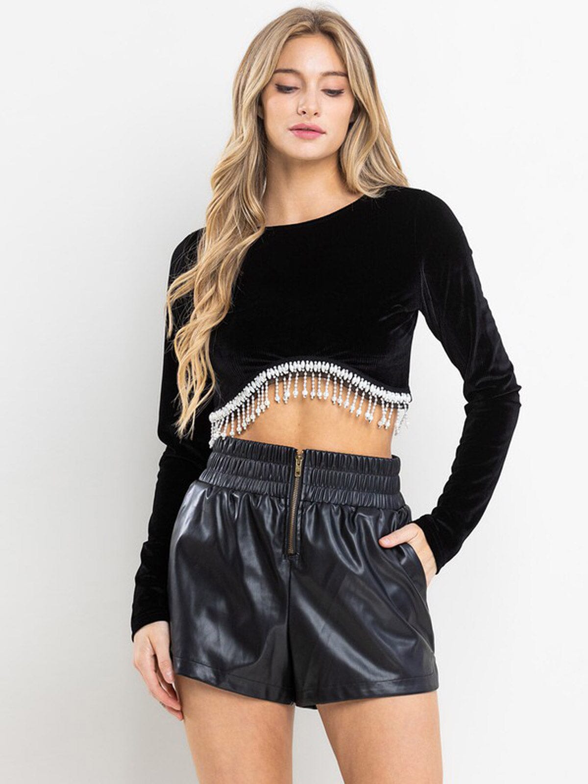 WOMEN'S LONG SLEEVE FRINGE PEARLS VELVET CROP TOP