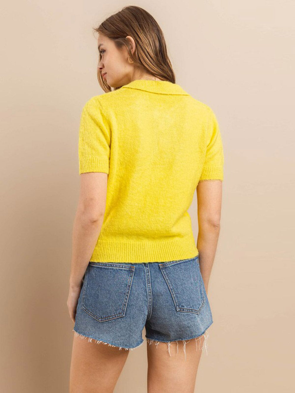 WOMEN'S SHORT SLEEVE BUTTON CLOSURE FUZZY BLOUSE TOP