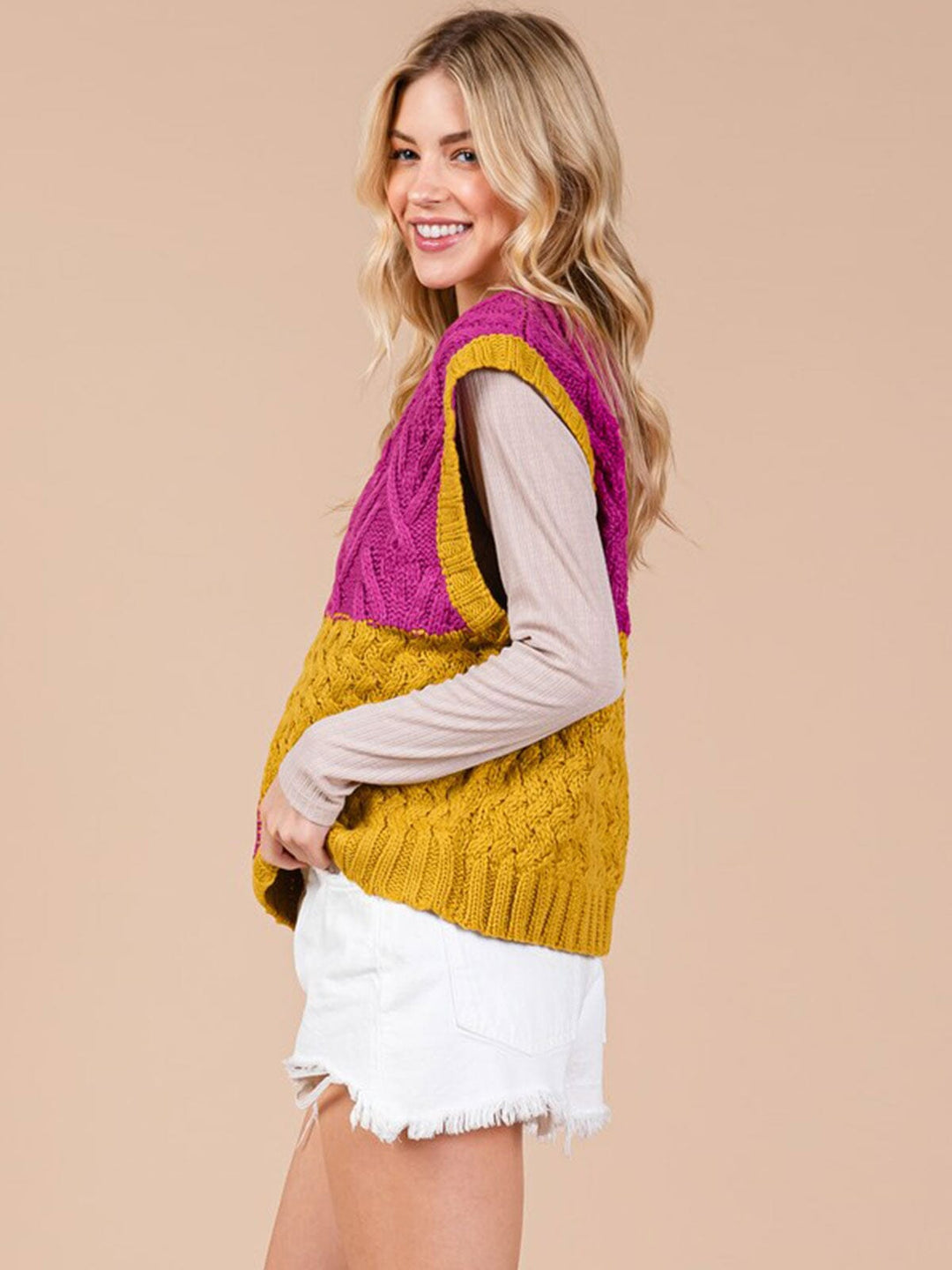 WOMEN'S SLEEVELESS COLORBLOCK KNIT VEST