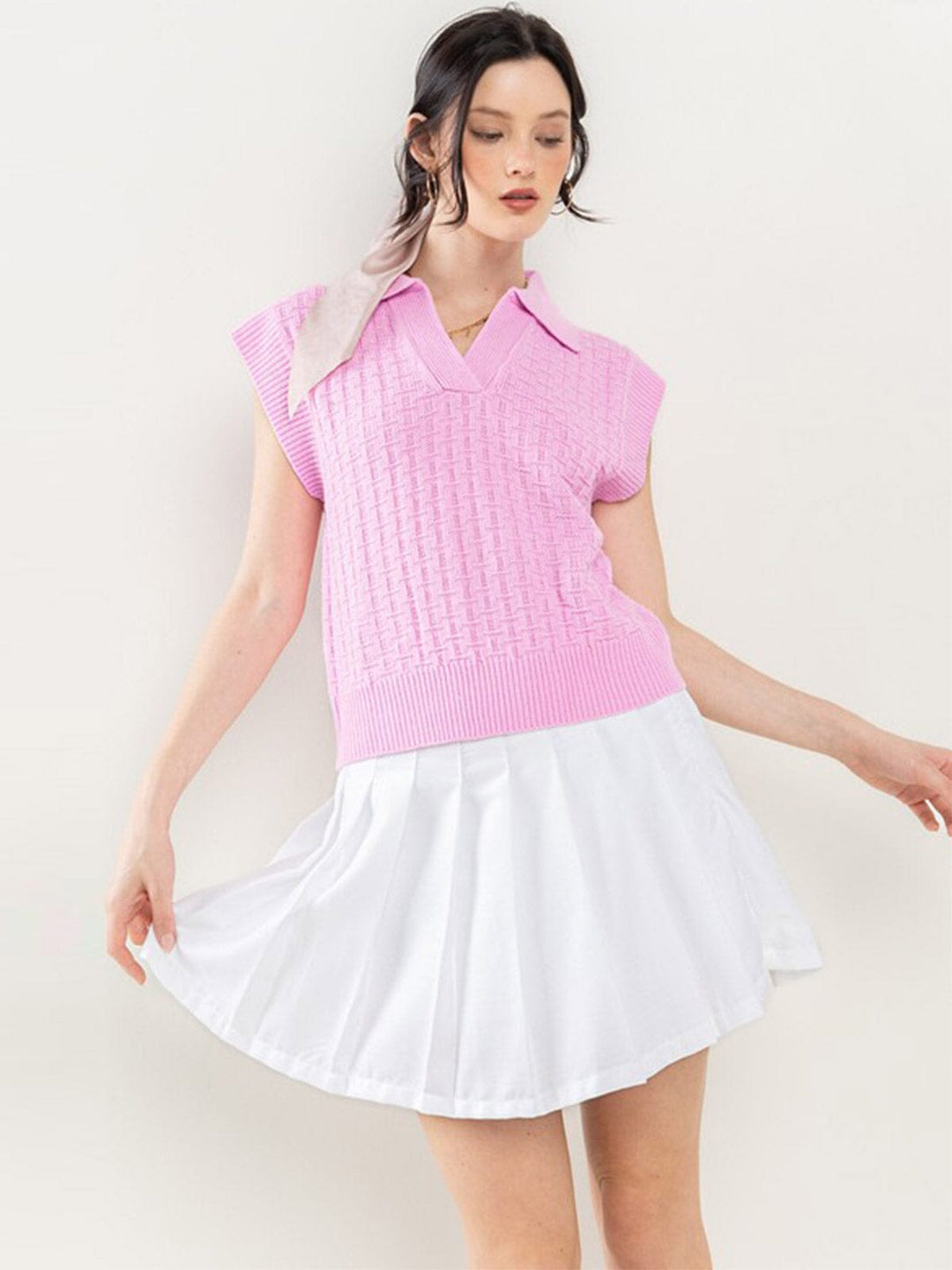WOMEN'S SHORT SLEEVE V-NECK COLLAR KNITTED BLOUSE