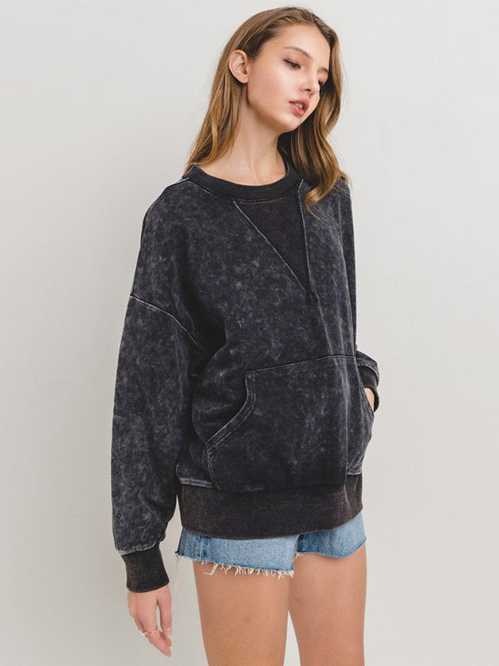 WOMEN'S LONG SLEEVE FRONT POCKET WASHED PULLOVER SWEATER