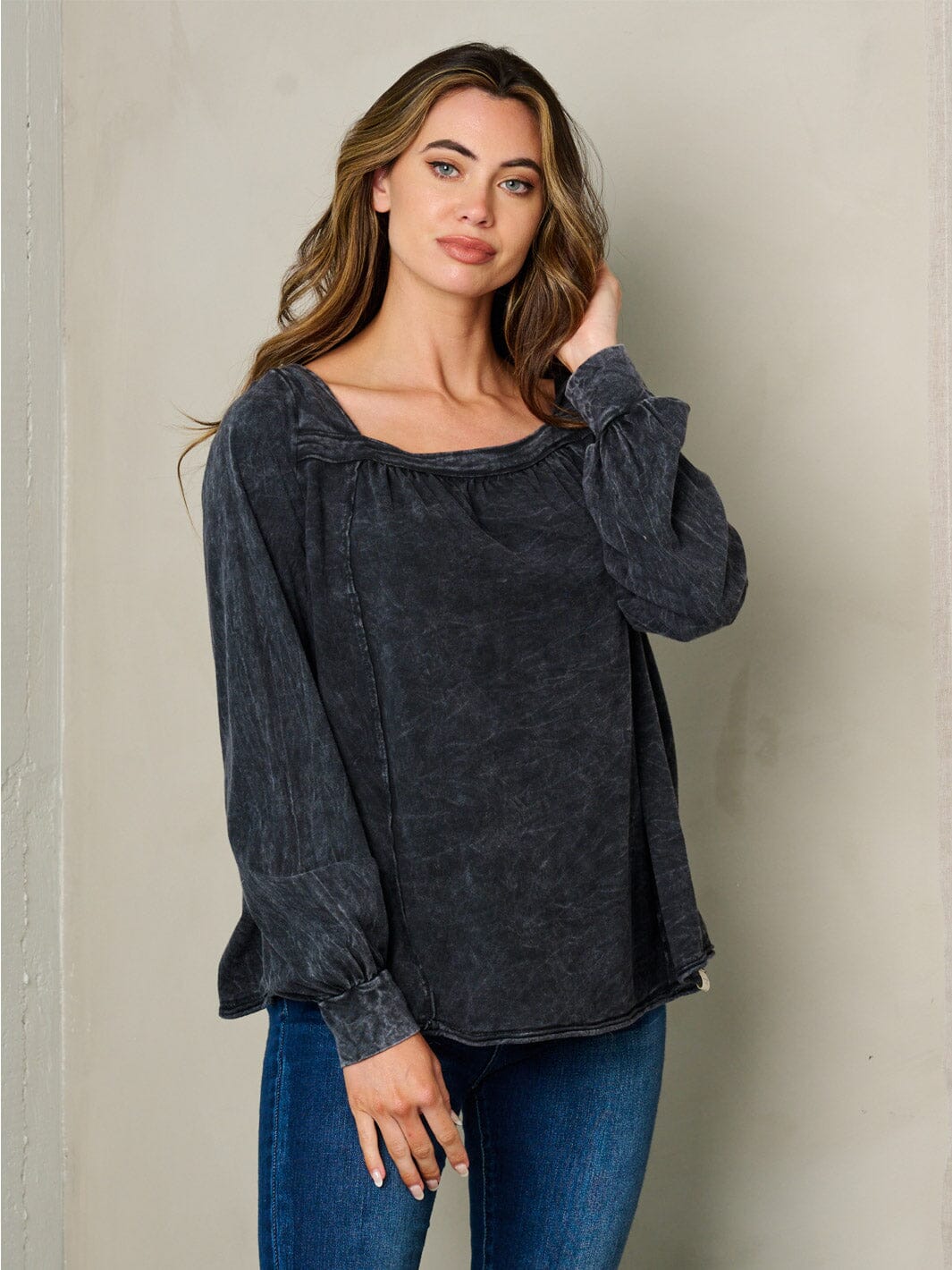 WOMEN'S SQUARE NECK LONG SLEEVE BLOUSE