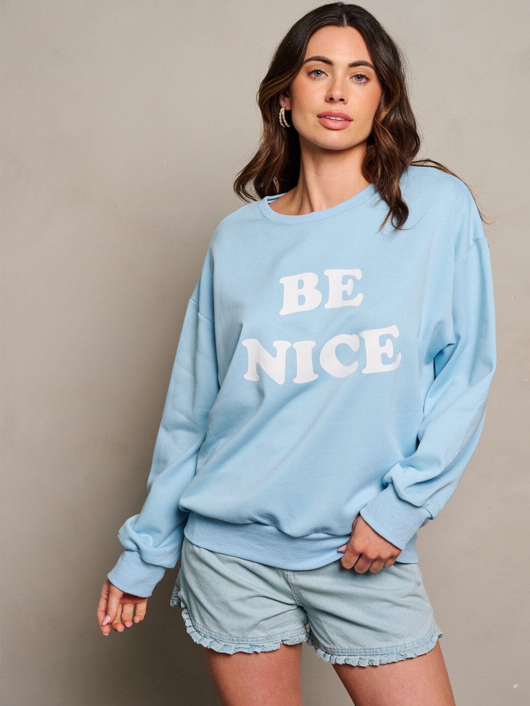 WOMEN'S LONG SLEEVE GRAPHIC PULLOVER SWEATER