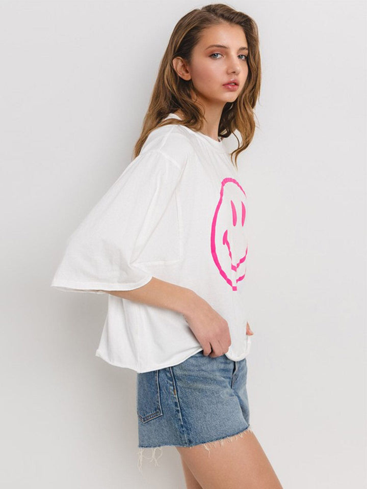 WOMEN'S SHORT SLEEVE HAPPY FACE GRAPHIC BASIC TOP