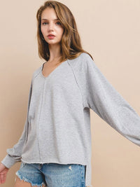 WOMEN'S LONG SLEEVE V-NECK HIGH-LOW TOP