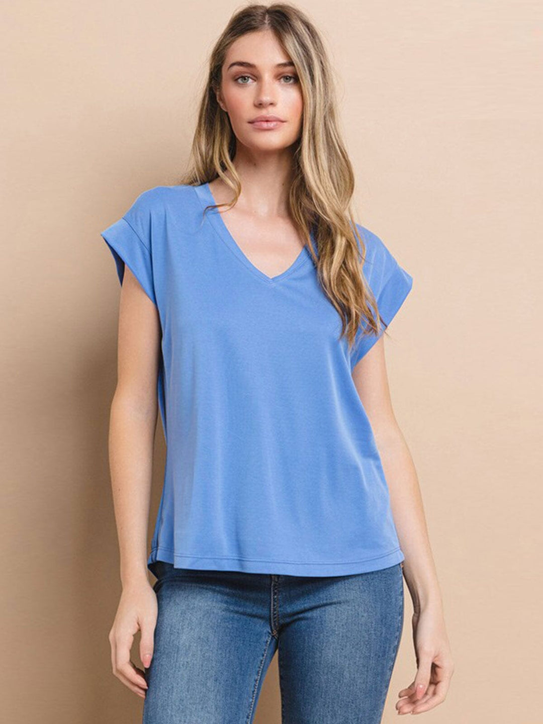 WOMEN'S SHORT SLEEVE V-NECK SOLID TOP