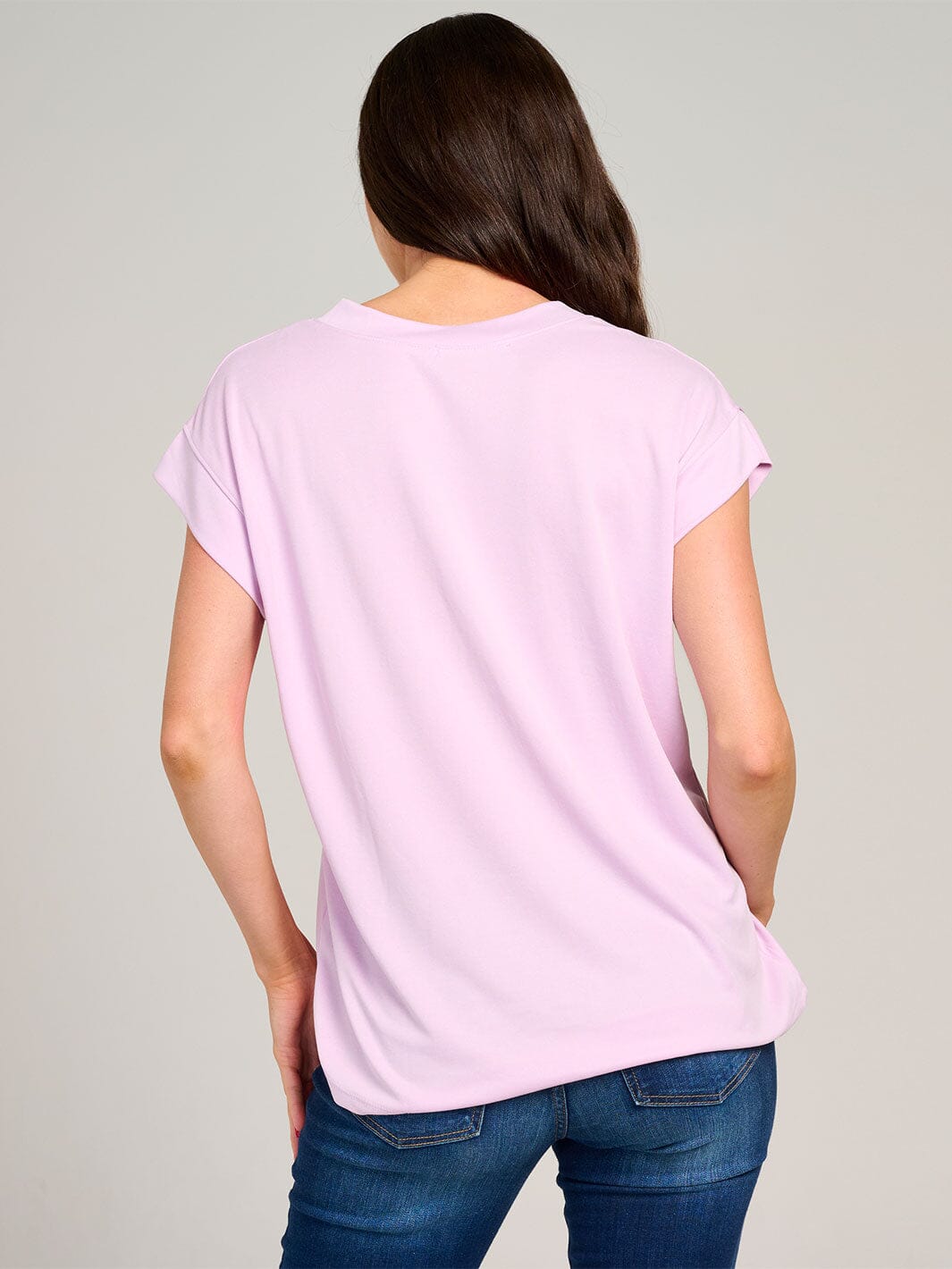 WOMEN'S SHORT SLEEVE V-NECK SOLID TOP