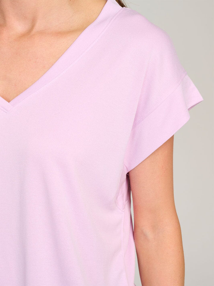 WOMEN'S SHORT SLEEVE V-NECK SOLID TOP