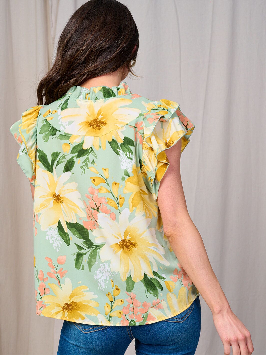 WOMEN'S SHORT RUFFLE SLEEVE V-NECK FLORAL BLOUSE