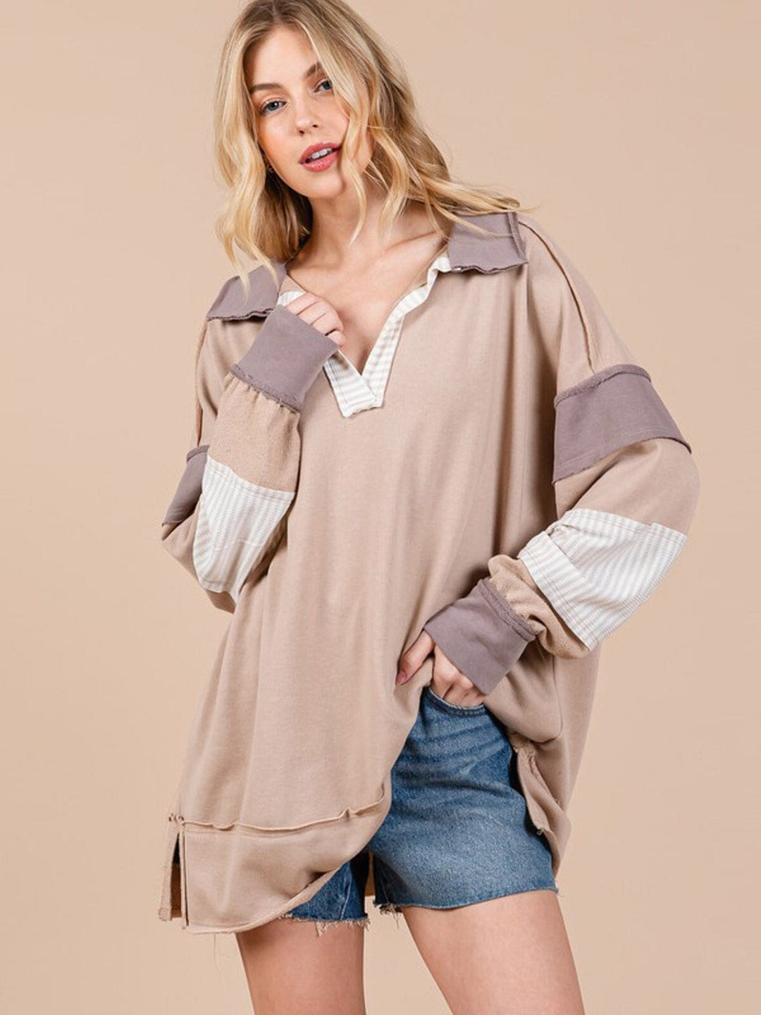 WOMEN'S LONG SLEEVE V-NECK LOOSE FIT COLORBLOCK BLOUSE