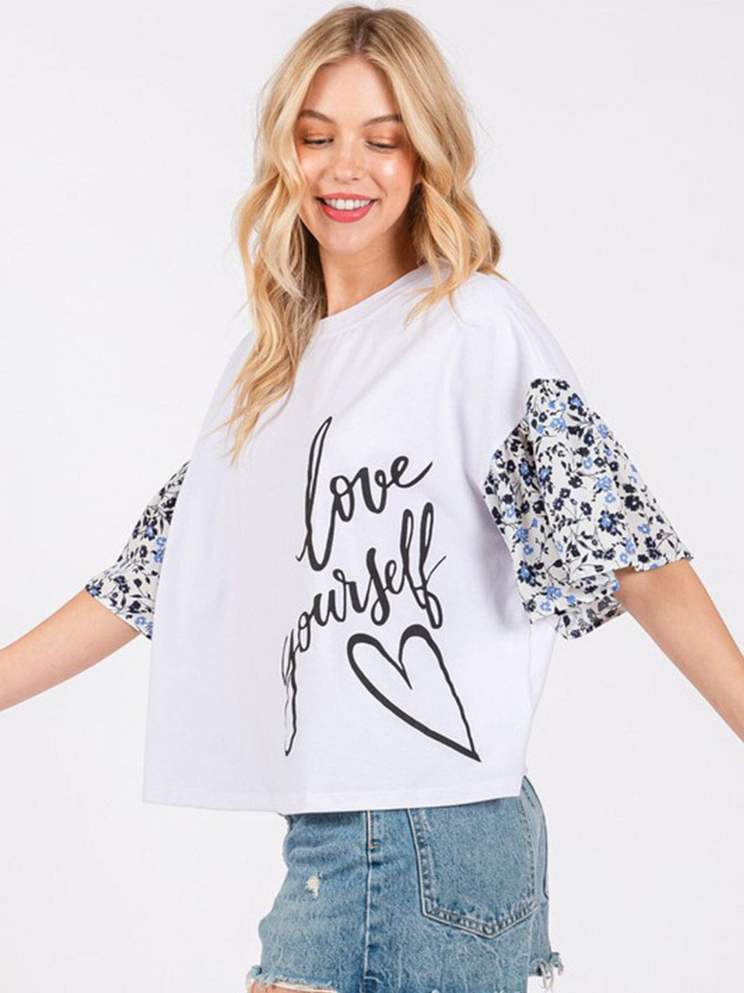 WOMEN'S SHORT FLORAL SLEEVE GRAPHIC TOP