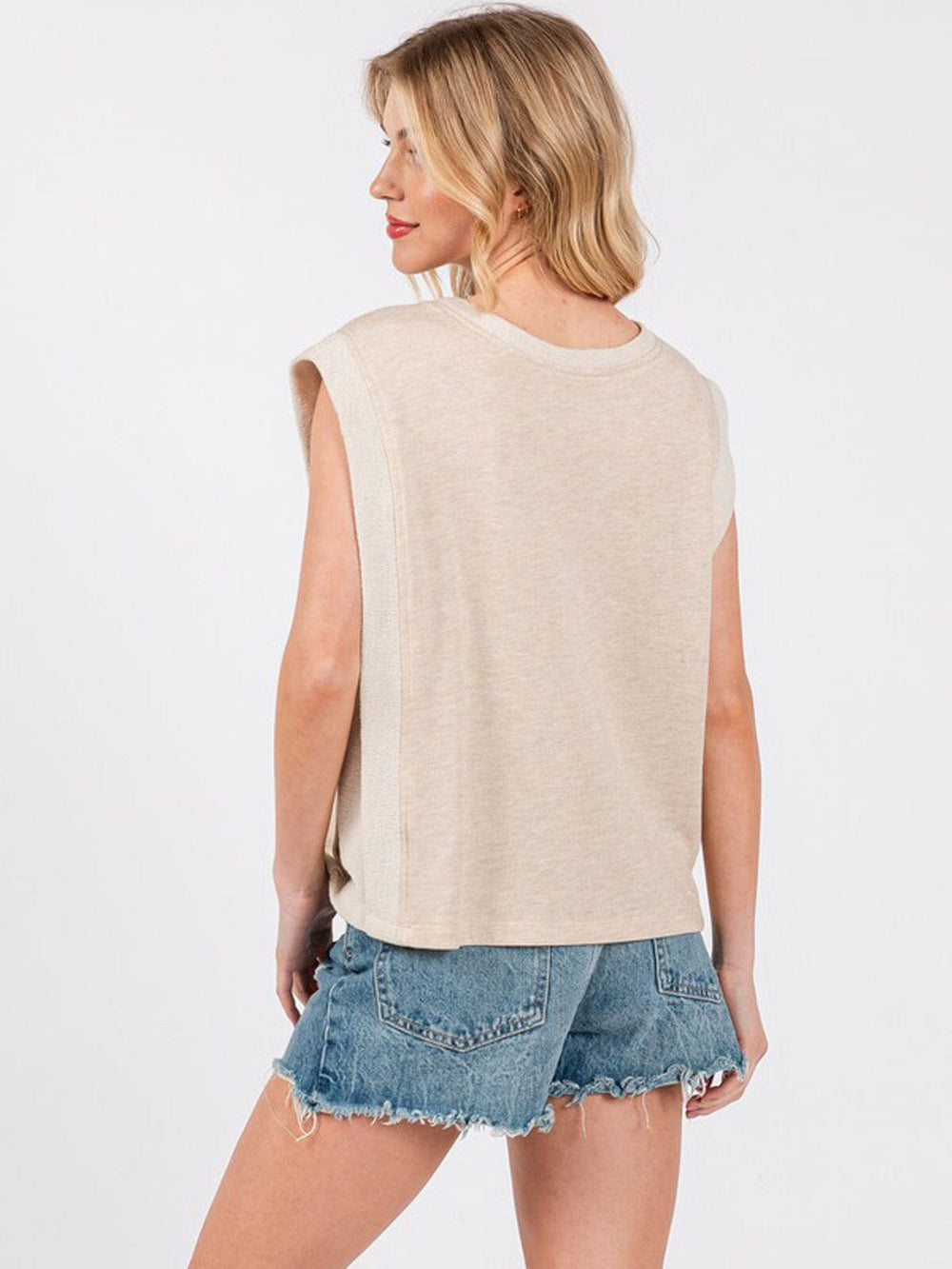WOMEN'S SLEEVELESS LOOSE FIT TOP