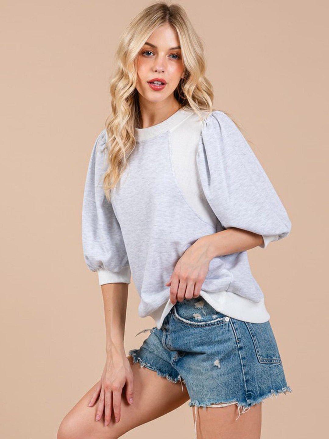 WOMEN'S SHORT PUFF SLEEVE TWO TONE BLOUSE