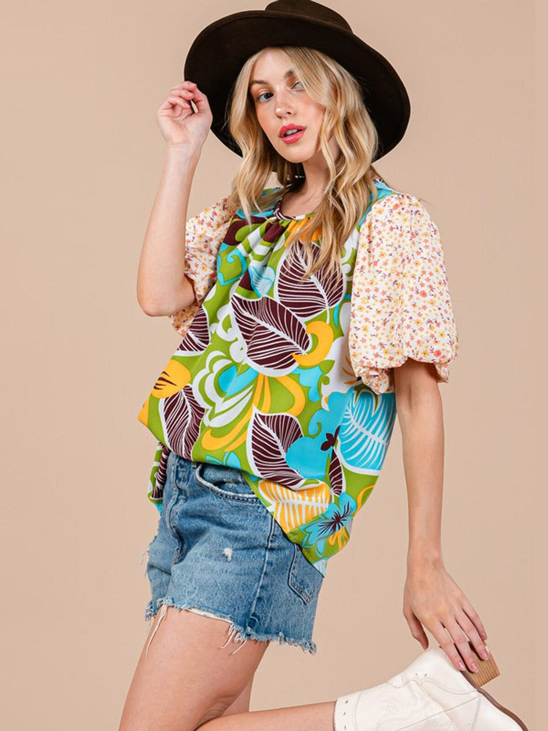 WOMEN'S SHORT PUFF SLEEVE FLORAL PRINT TUNIC BLOUSE