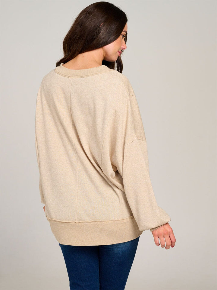 WOMEN'S LONG SLEEVE V-NECK HIGH-LOW OVERSIZED PULLOVER SWEATER