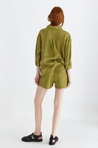 WOMEN'S 3/4 SLEEVE BUTTON UP FRONT POCKETS WAFFLE TOP