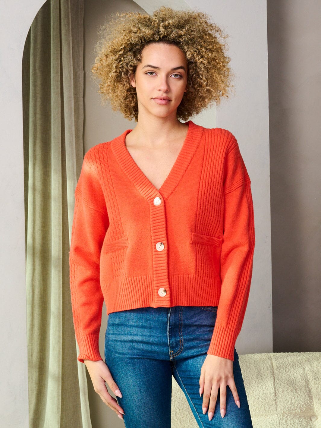 WOMEN'S LONG SLEEVE BUTTON UP CARDIGAN