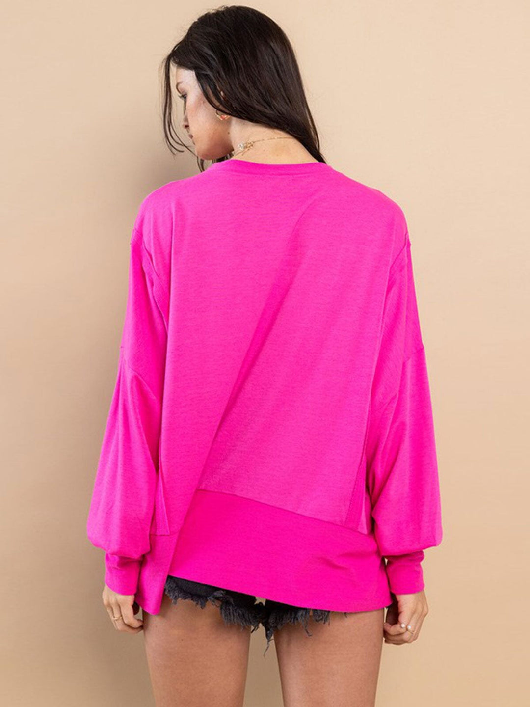 WOMEN'S LONG SLEEVE SOLID HIGH-LOW TOP