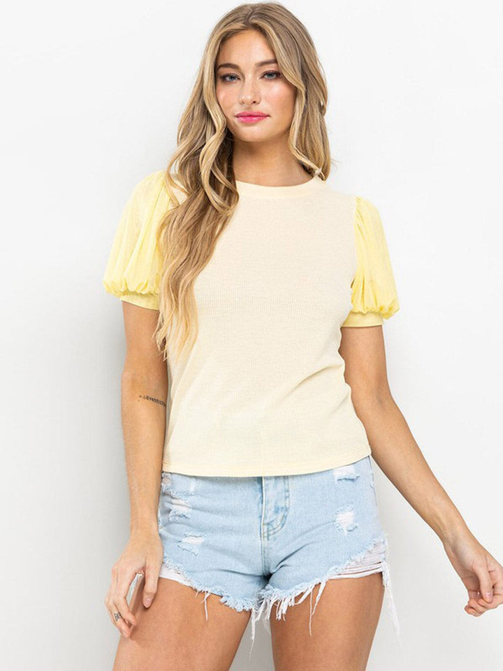 WOMEN'S SHORT PUFF SLEEVE KNIT TOP