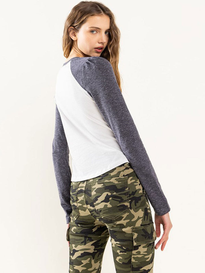 WOMEN'S LONG SLEEVE COLORBLOCK TOP