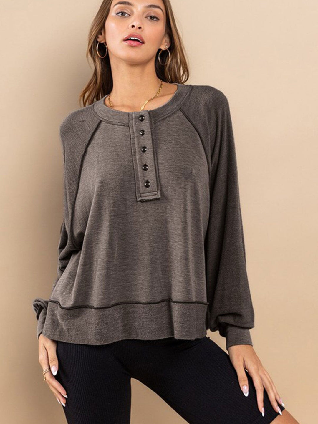 WOMEN'S LONG SLEEVE BUTTON UP TOP