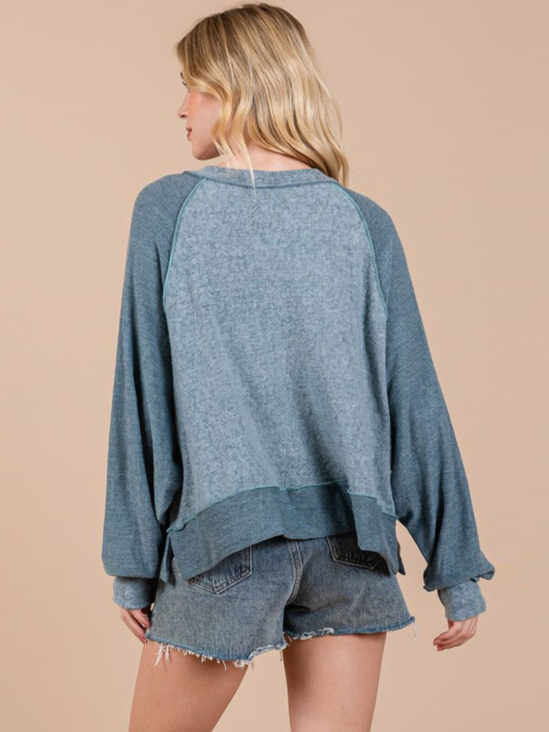 WOMEN'S LONG SLEEVE BUTTON UP TOP