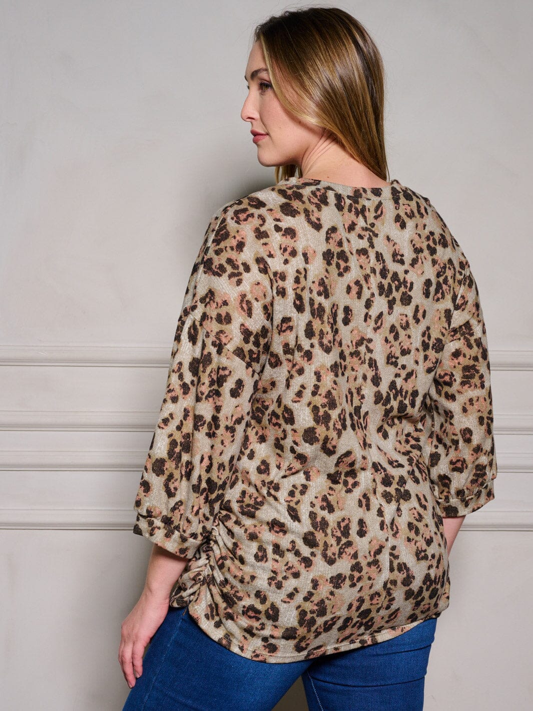 PLUS SIZE 3/4 SLEEVE ANIMAL PRINT TUNIC BLOUSE TOP