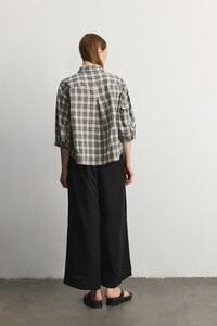 WOMEN'S 3/4 SLEEVE BUTTON UP PLAID TOP