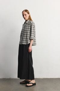 WOMEN'S 3/4 SLEEVE BUTTON UP PLAID TOP
