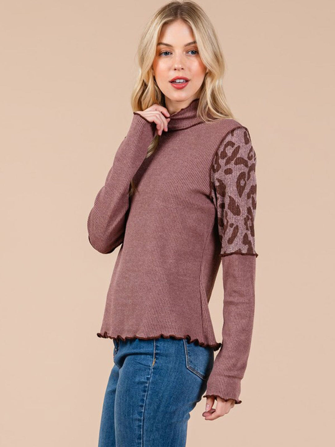 WOMEN'S LONG SLEEVE MOCK NECK ANIMAL PRINT RIBBED TOP