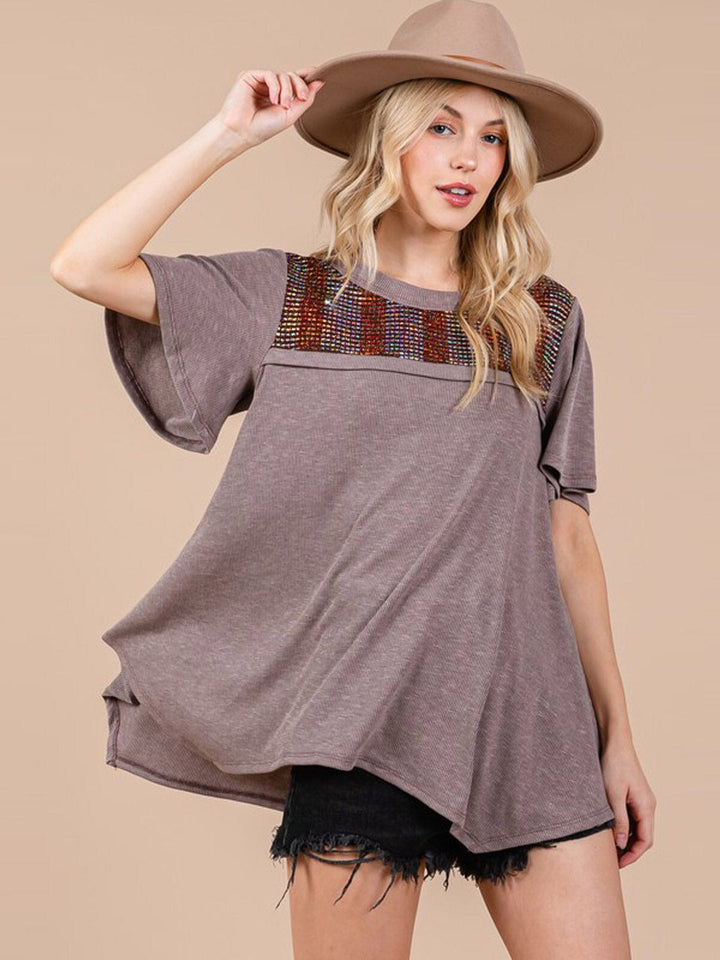 WOMEN'S SHORT SLEEVE LOOSE FIT STUDS DETAILED BLOUSE