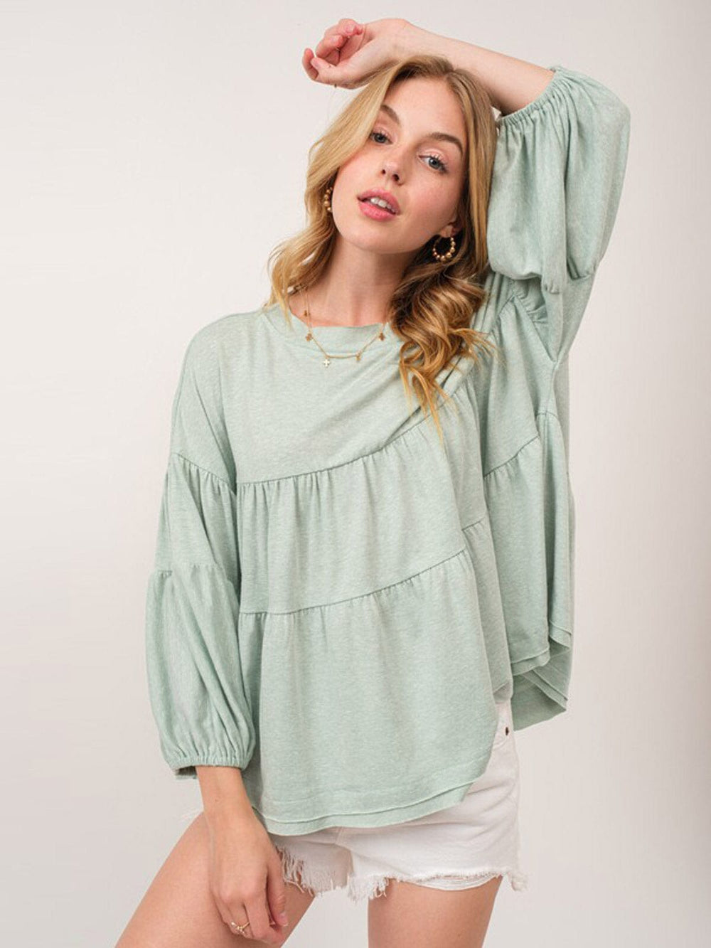 WOMEN'S SHORT SLEEVE TIERED TUNIC TOP