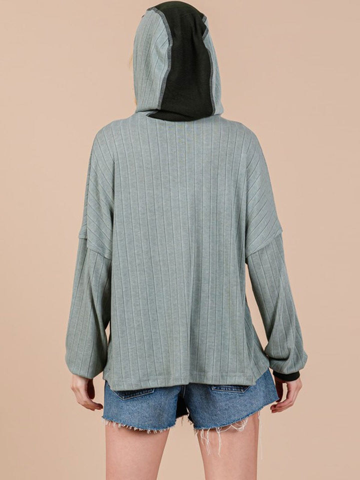 WOMEN'S LONG SLEEVE FRONT POCKET HOODED TOP