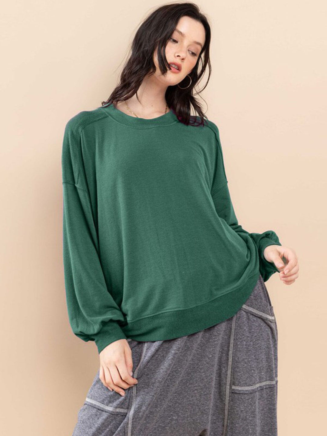 WOMEN'S LONG SLEEVE SOLID TOP
