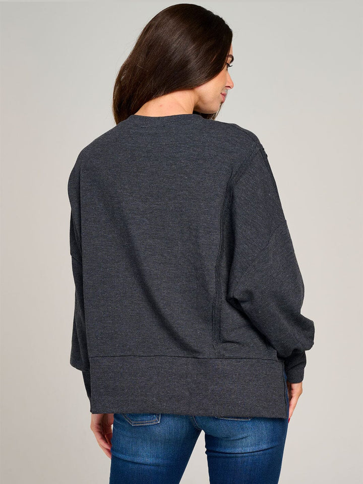 WOMEN'S LONG SLEEVE FRONT SLIT OVERSIZED TOP