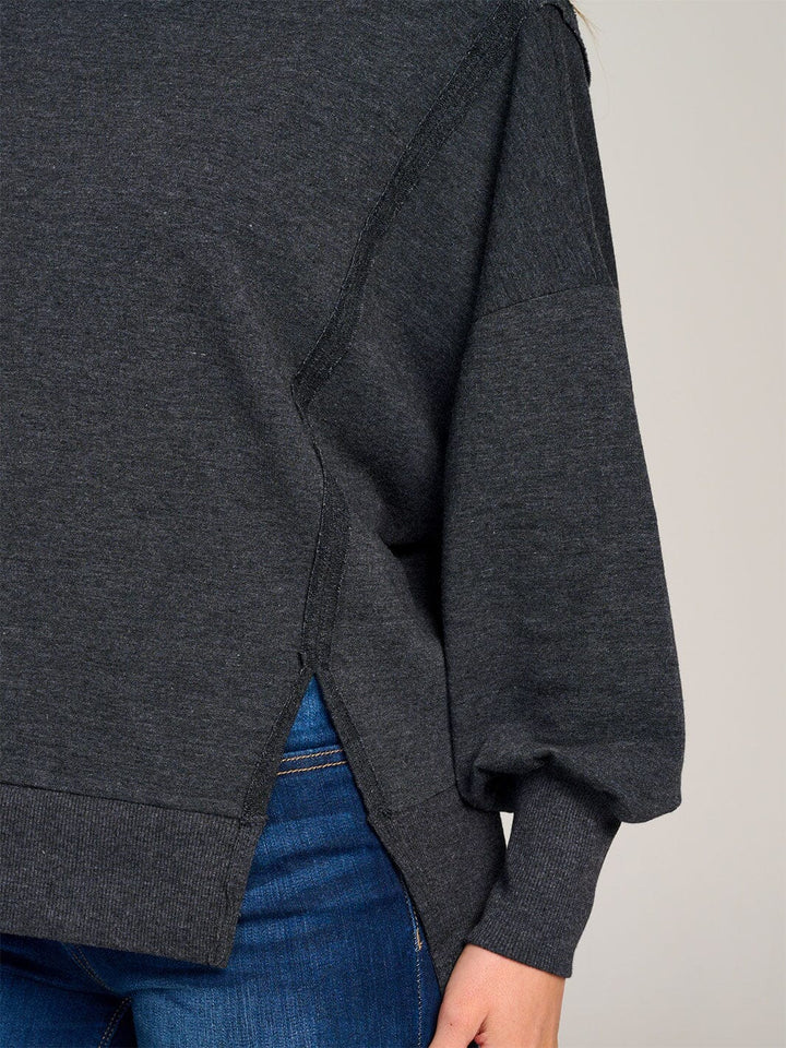 WOMEN'S LONG SLEEVE FRONT SLIT OVERSIZED TOP