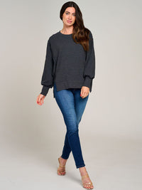 WOMEN'S LONG SLEEVE FRONT SLIT OVERSIZED TOP