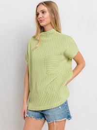 WOMEN'S SHORT SLEEVE MOCK NECK FRONT POCKET RIBBED DETAILED BLOUSE