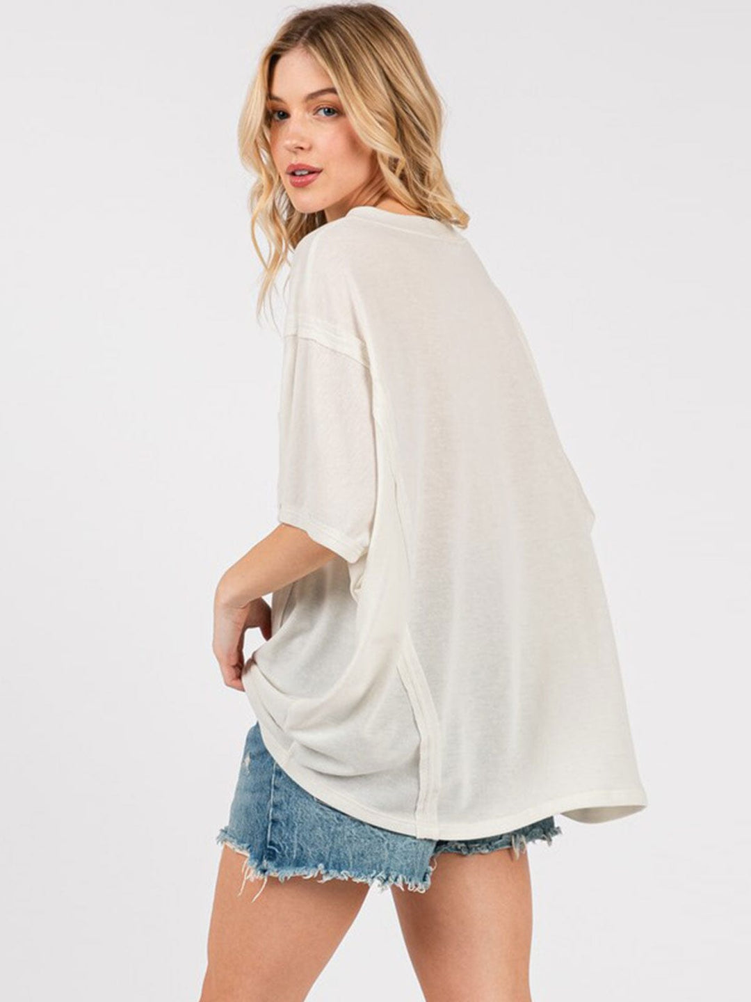 WOMEN'S SHORT SLEEVE V-NECK FRONT POCKET OVERSIZED TOP