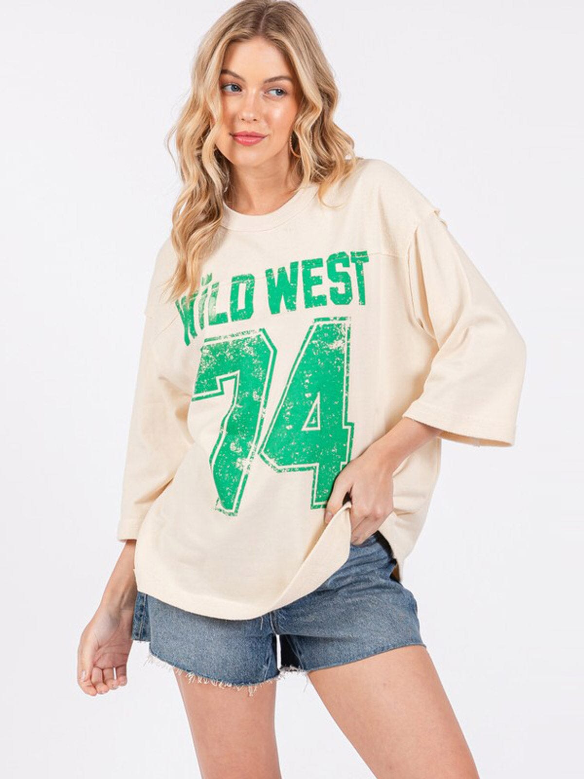 WOMEN'S SHORT SLEEVE GRAPHIC TOP