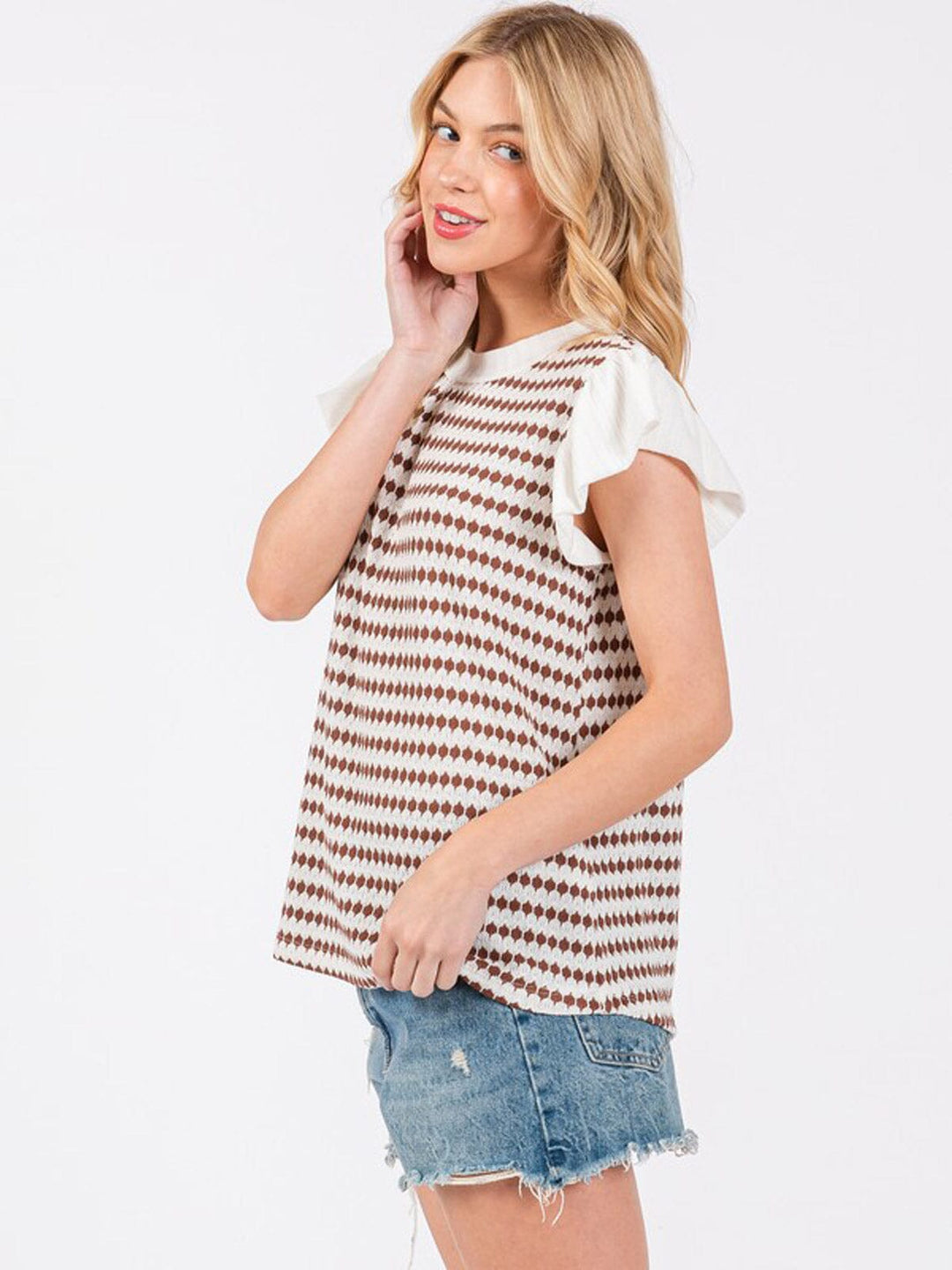 WOMEN'S SHORT RUFFLE SLEEVE COLORBLOCK KNIT BLOUSE