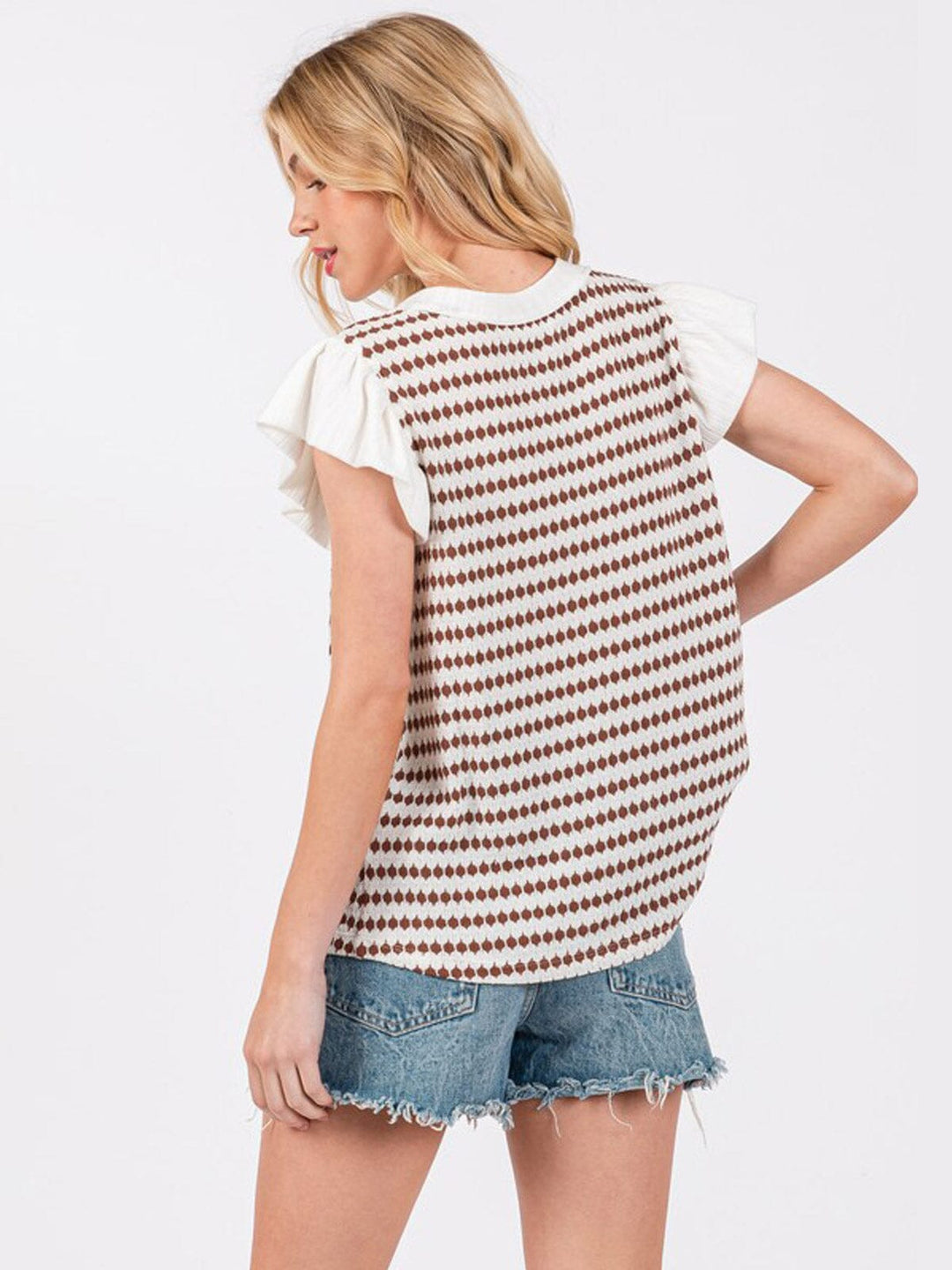 WOMEN'S SHORT RUFFLE SLEEVE COLORBLOCK KNIT BLOUSE