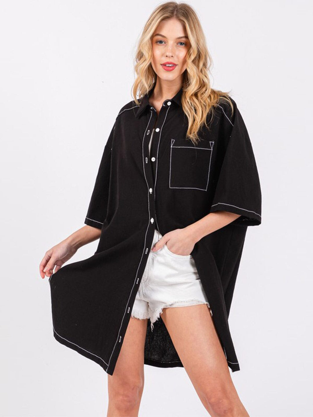 WOMEN'S SHORT SLEEVE BUTTON CLOSURE FRONT POCKETS TUNIC TOP